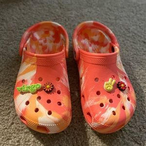 Crocs Size 6.5